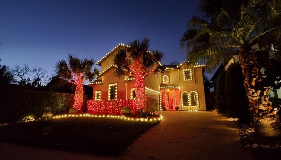 Holiday Homes – Christmas Light Decoration Application